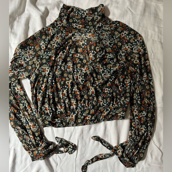 Free People Tops - Free People All Dolled Up Blouse Size M